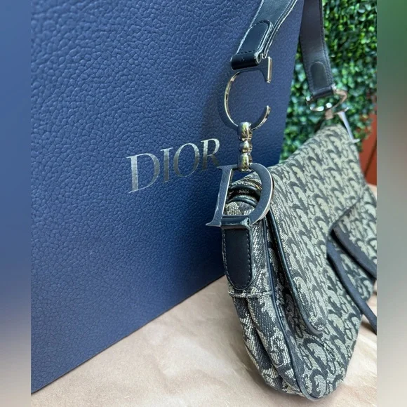 Dior Saddle bag, black Interior with Logo Charm - Picture 4 of 12